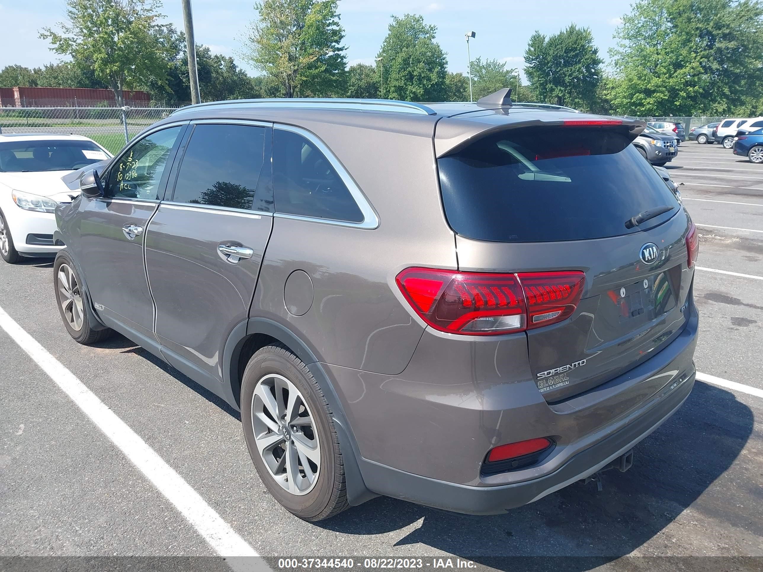 Photo 2 VIN: 5XYPHDA54KG452491 - KIA SORENTO 