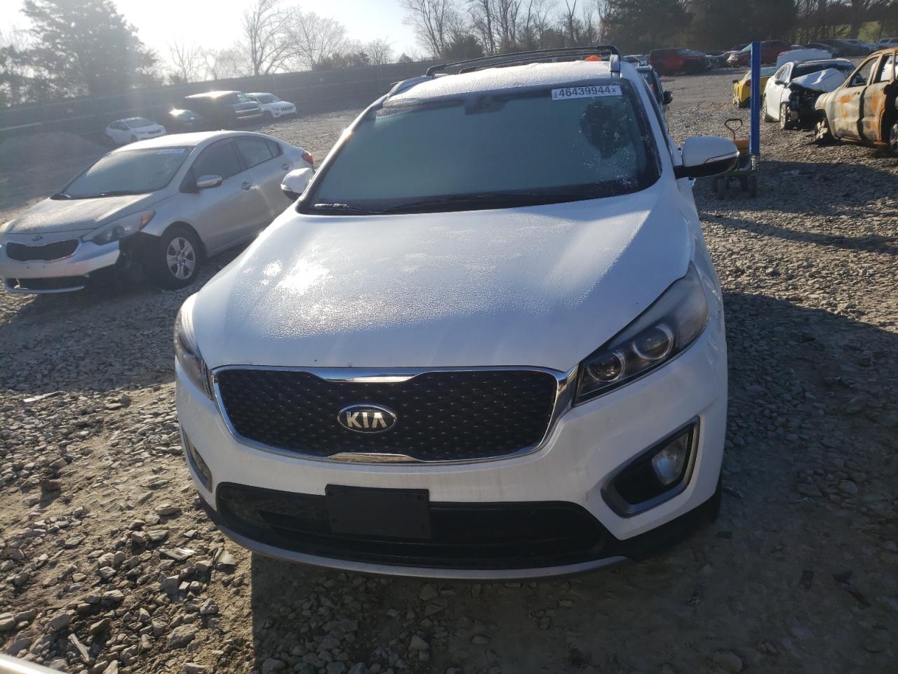 Photo 4 VIN: 5XYPHDA56GG120768 - KIA SORENTO 