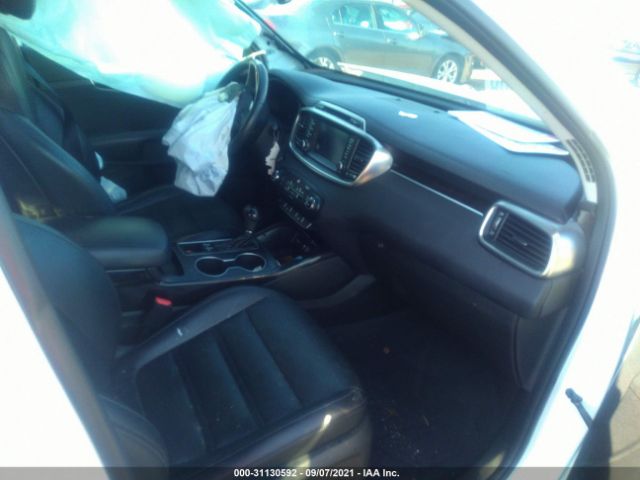 Photo 4 VIN: 5XYPHDA5XHG277768 - KIA SORENTO 