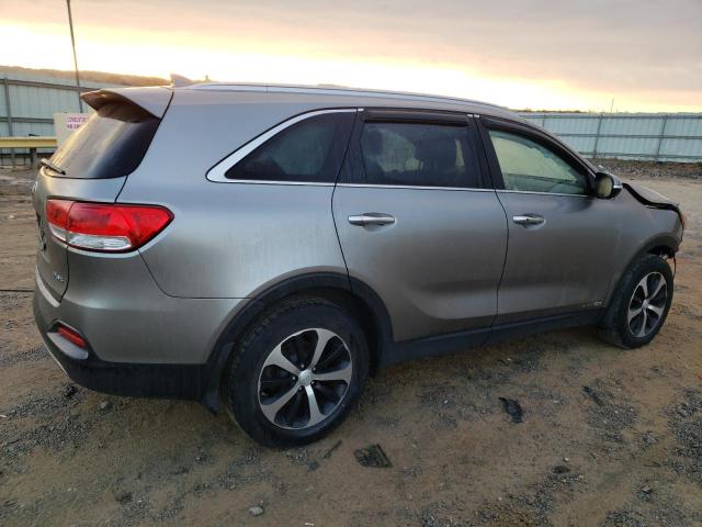 Photo 2 VIN: 5XYPHDA5XHG289872 - KIA SORENTO EX 