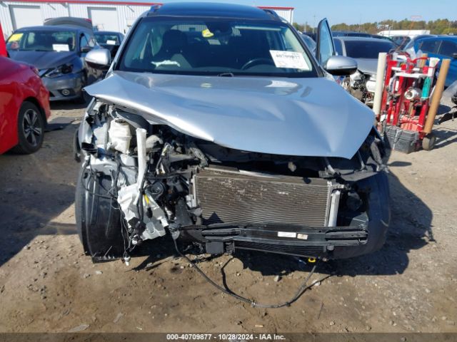 Photo 5 VIN: 5XYPHDA5XJG380243 - KIA SORENTO 