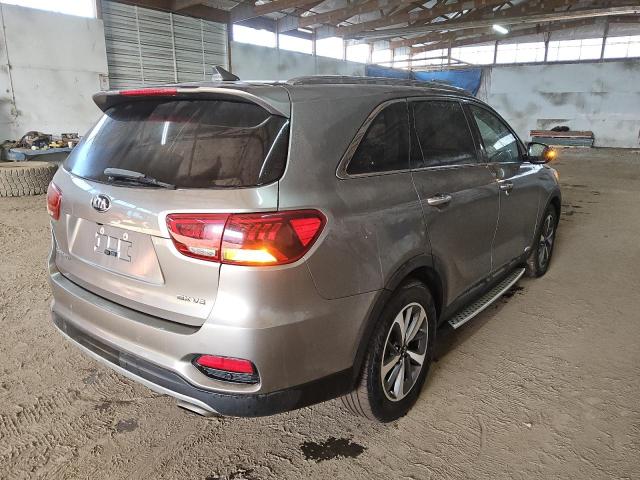 Photo 2 VIN: 5XYPHDA5XKG456139 - KIA SORENTO EX 