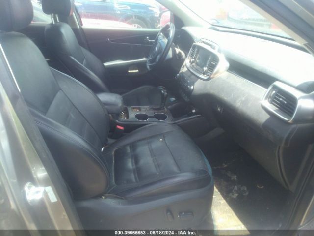 Photo 4 VIN: 5XYPK4A50GG164881 - KIA SORENTO 