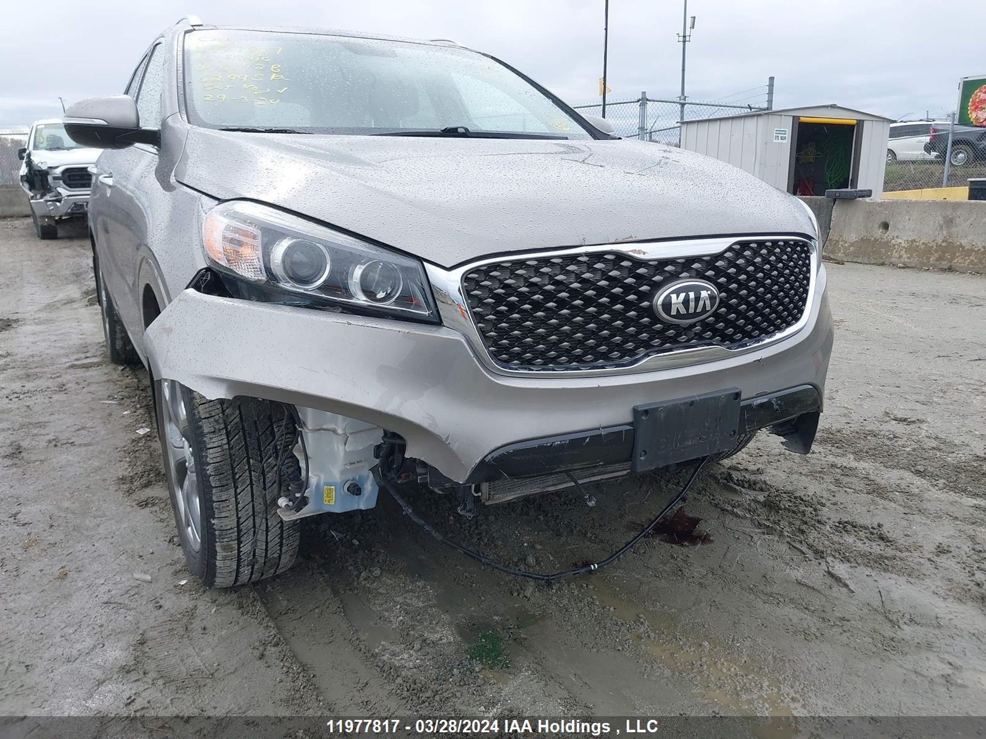 Photo 5 VIN: 5XYPKDA12GG161428 - KIA SORENTO 