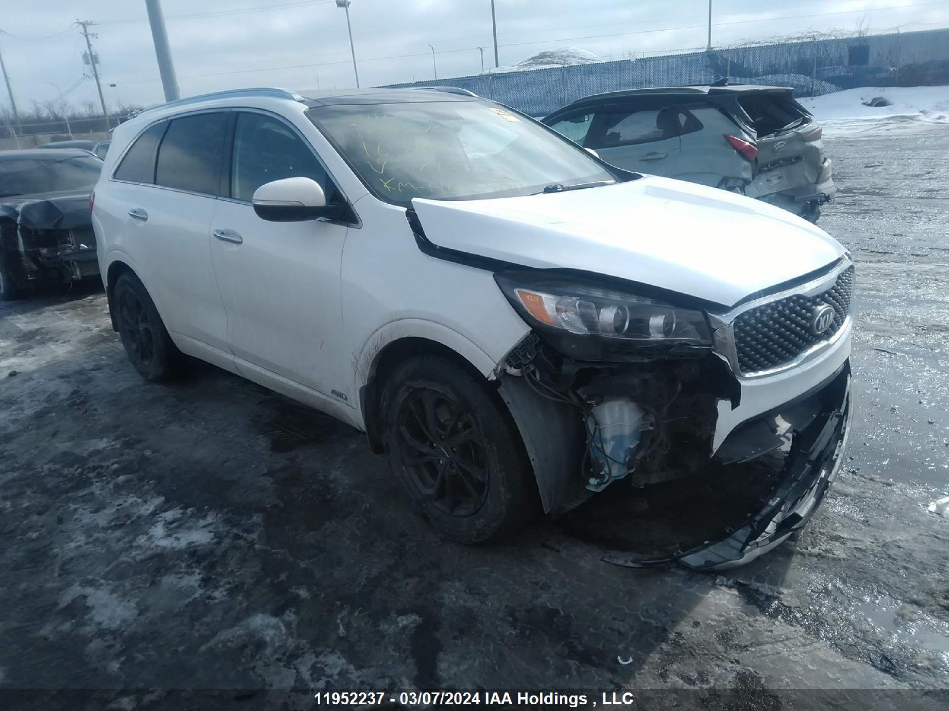 Photo 0 VIN: 5XYPKDA52GG174053 - KIA SORENTO 