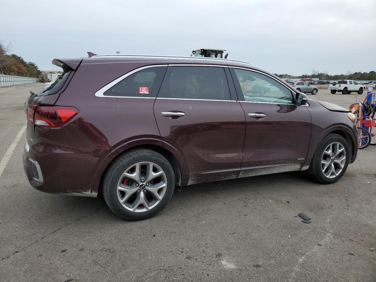 Photo 2 VIN: 5XYPKDA52KG469629 - KIA SORENTO 