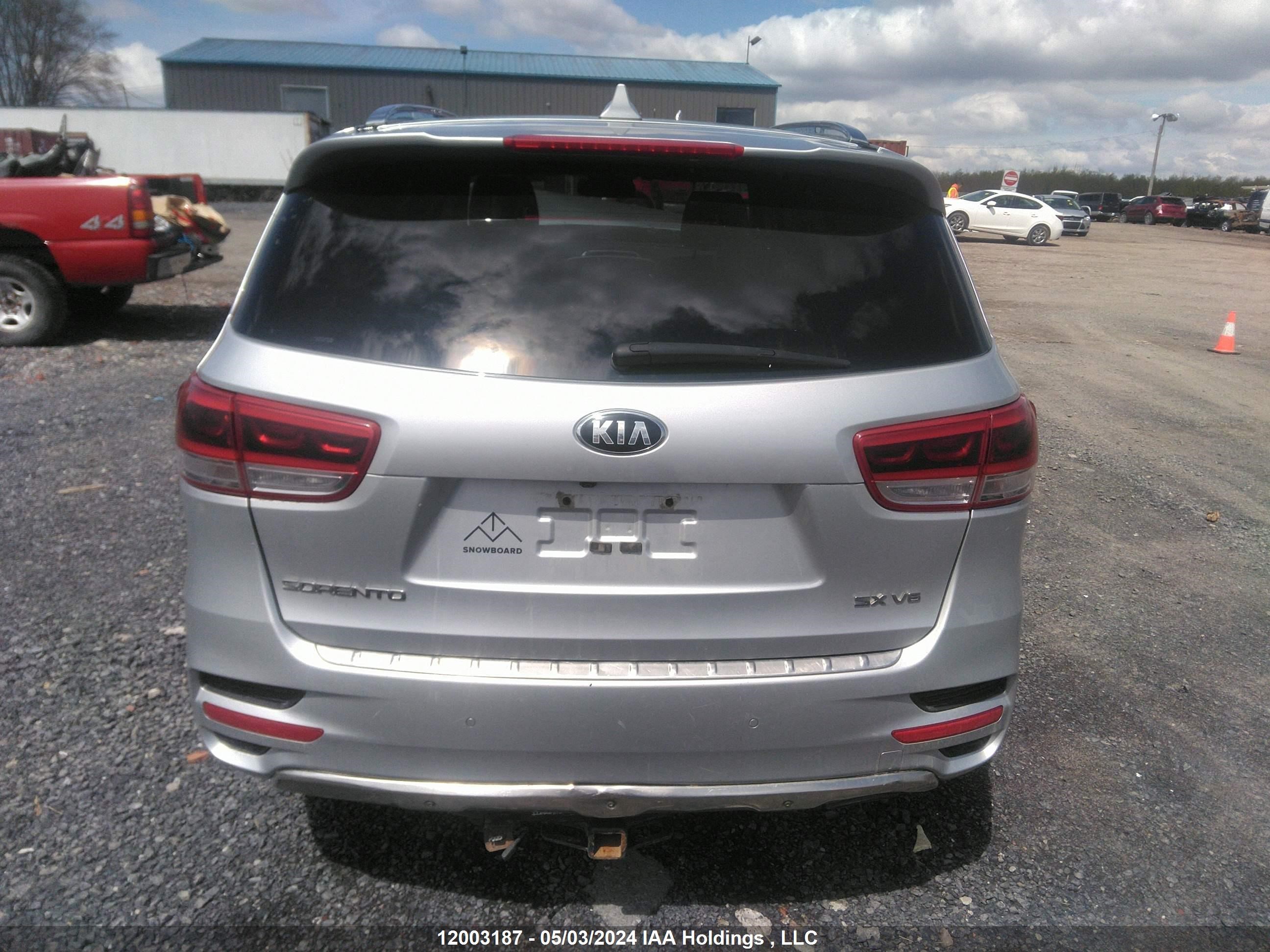 Photo 16 VIN: 5XYPKDA55GG170711 - KIA SORENTO 