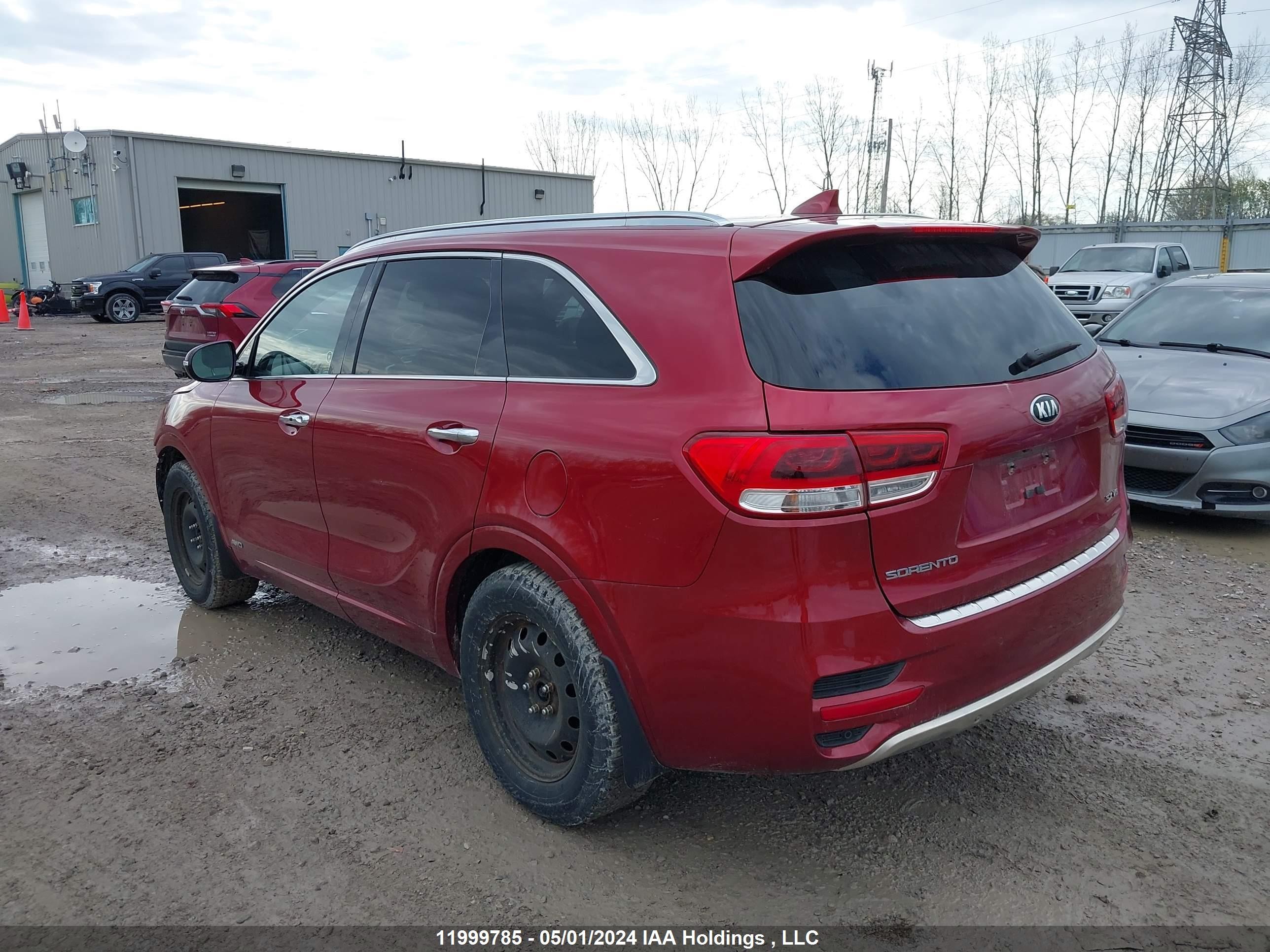 Photo 2 VIN: 5XYPKDA56GG170832 - KIA SORENTO 