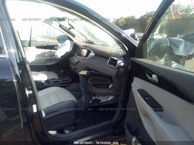 Photo 4 VIN: 5XYPKDA59GG084379 - KIA SORENTO 