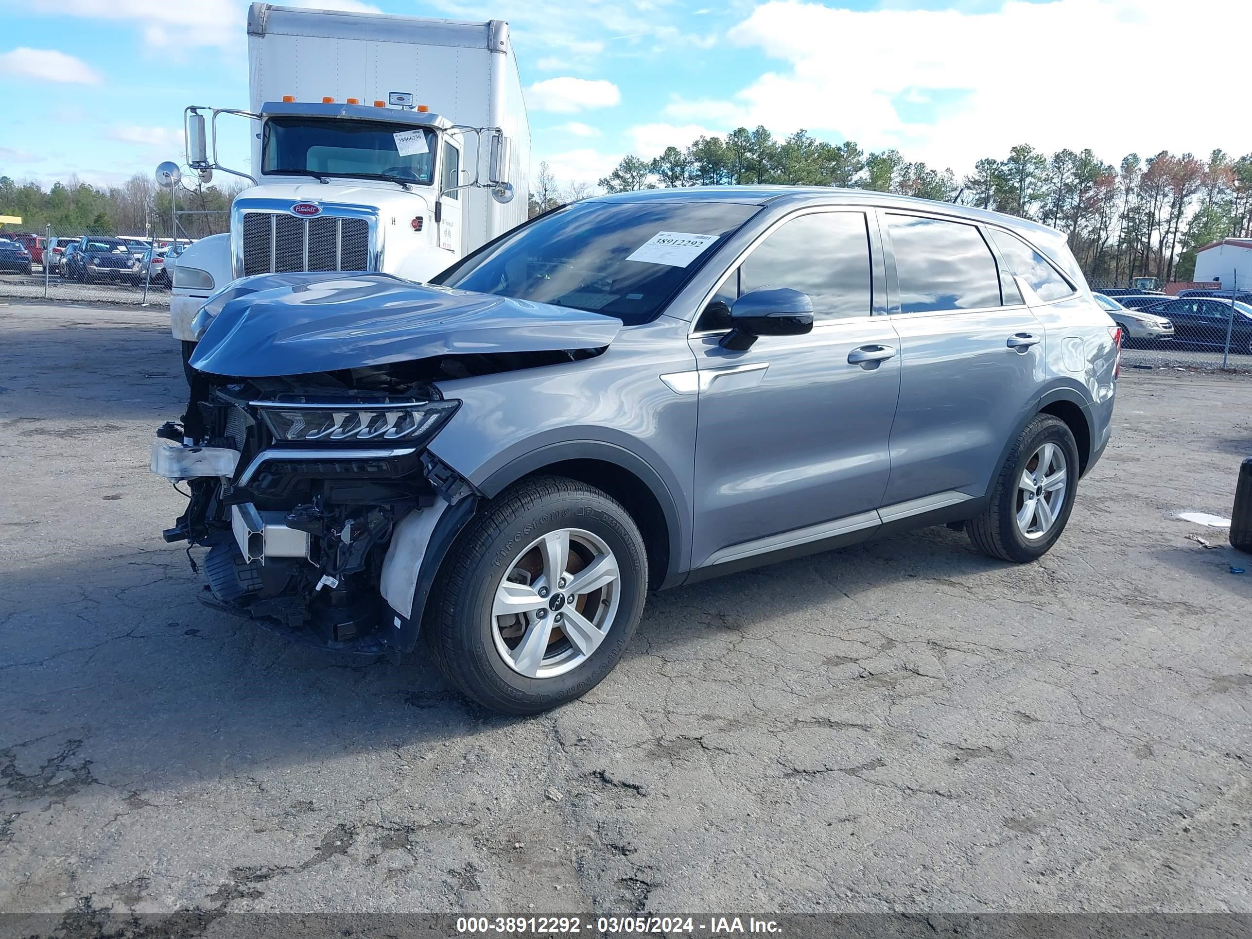 Photo 1 VIN: 5XYRG4LC0NG105963 - KIA SORENTO 