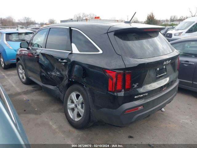 Photo 2 VIN: 5XYRG4LC0PG180942 - KIA SORENTO 