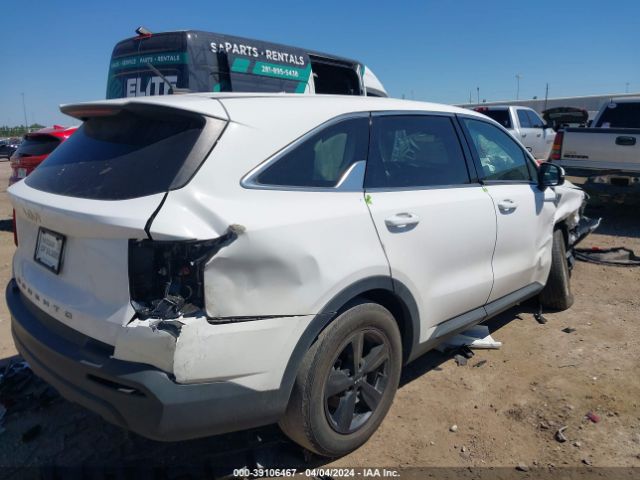 Photo 3 VIN: 5XYRG4LC2NG105916 - KIA SORENTO 