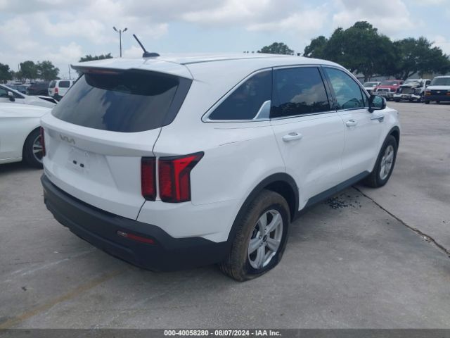 Photo 3 VIN: 5XYRG4LC2PG177458 - KIA SORENTO 