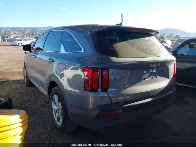 Photo 2 VIN: 5XYRG4LC4PG179325 - KIA SORENTO 