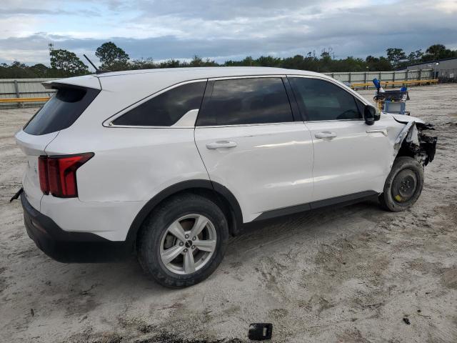 Photo 2 VIN: 5XYRG4LC5NG157573 - KIA SORENTO LX 