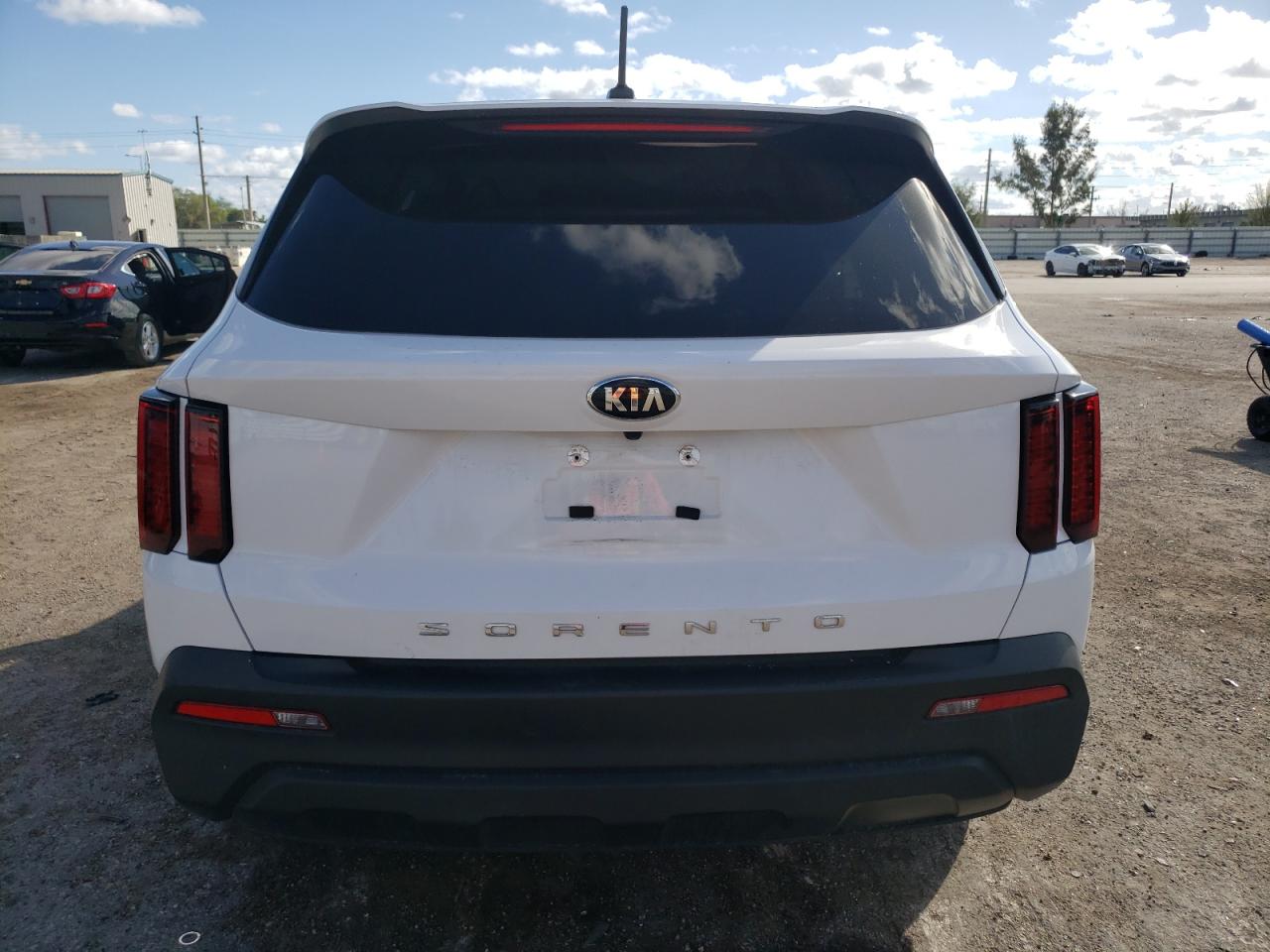 Photo 5 VIN: 5XYRG4LC6MG049400 - KIA SORENTO 