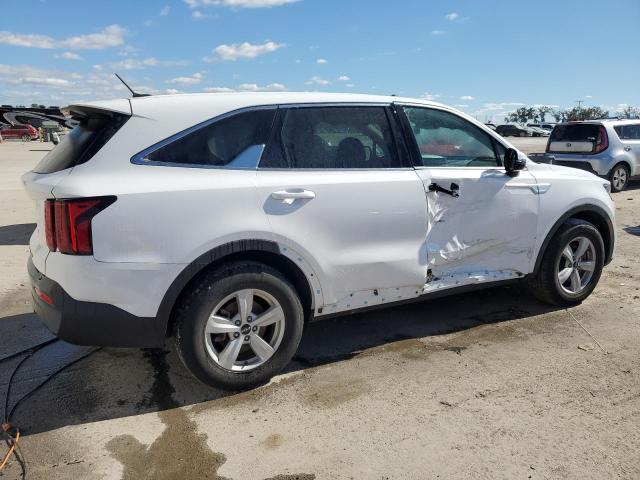 Photo 2 VIN: 5XYRG4LC6NG095097 - KIA SORENTO 