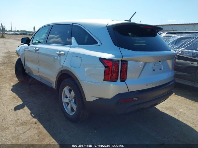 Photo 2 VIN: 5XYRG4LC6NG133315 - KIA SORENTO 