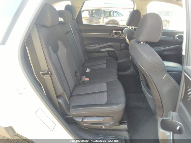 Photo 7 VIN: 5XYRG4LC7NG097277 - KIA SORENTO 