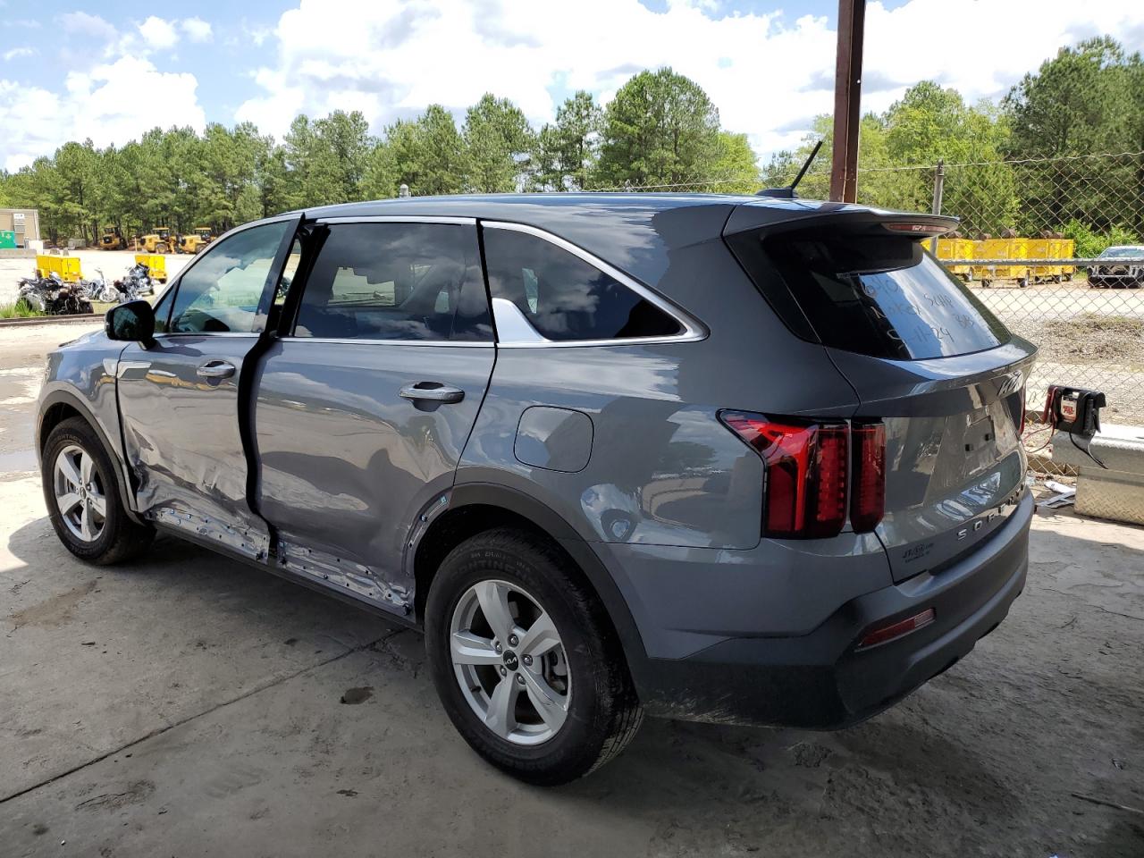 Photo 1 VIN: 5XYRG4LC7NG142573 - KIA SORENTO 