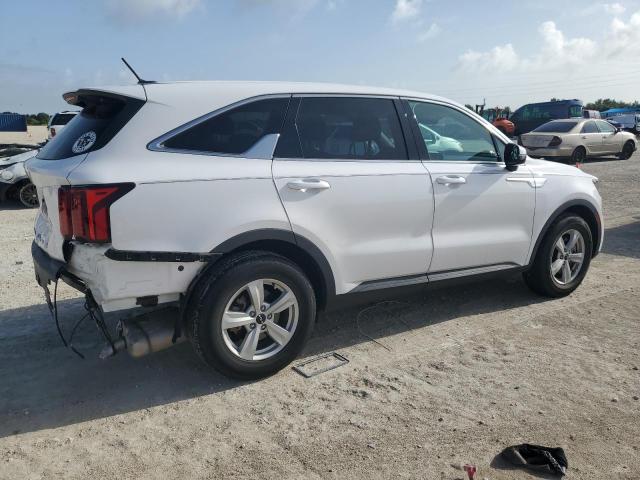 Photo 2 VIN: 5XYRG4LC8NG134336 - KIA SORENTO LX 