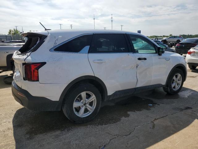 Photo 2 VIN: 5XYRG4LC9NG075930 - KIA SORENTO LX 