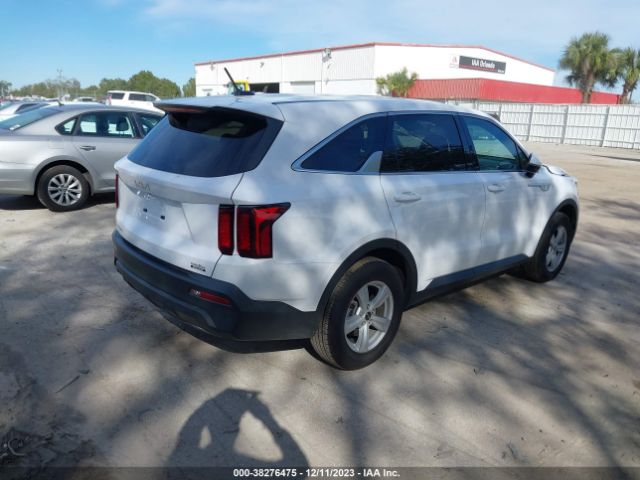 Photo 3 VIN: 5XYRG4LC9PG186481 - KIA SORENTO 