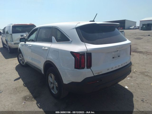 Photo 2 VIN: 5XYRG4LCXNG132121 - KIA SORENTO 