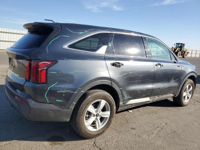 Photo 2 VIN: 5XYRGDLC0NG098142 - KIA SORENTO LX 