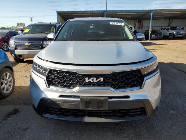 Photo 4 VIN: 5XYRGDLC9NG095742 - KIA SORENTO LX 