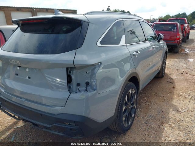 Photo 3 VIN: 5XYRH4JF8RG284897 - KIA SORENTO 