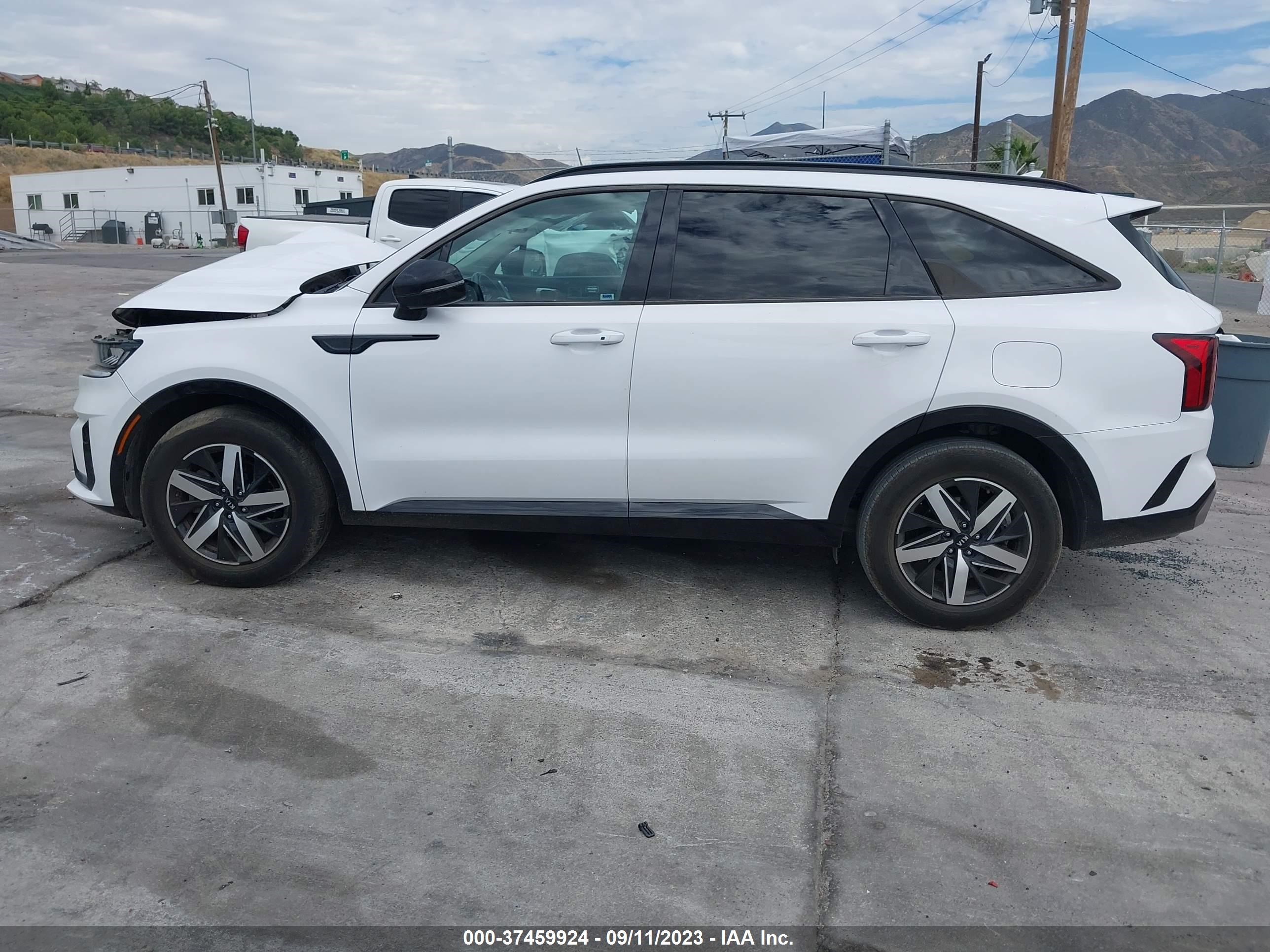 Photo 13 VIN: 5XYRH4LF1MG056908 - KIA SORENTO 