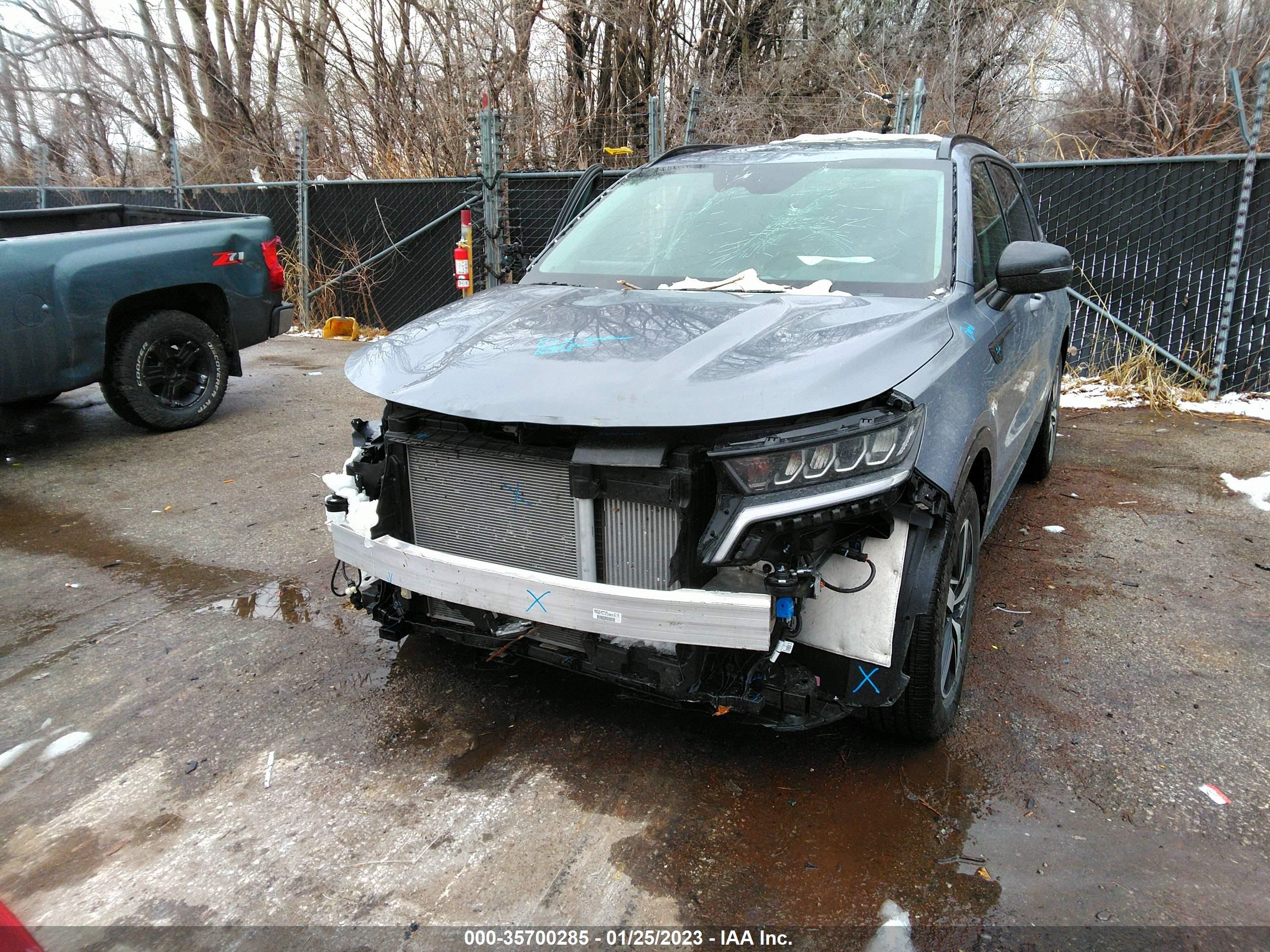 Photo 5 VIN: 5XYRH4LF8NG090362 - KIA SORENTO 