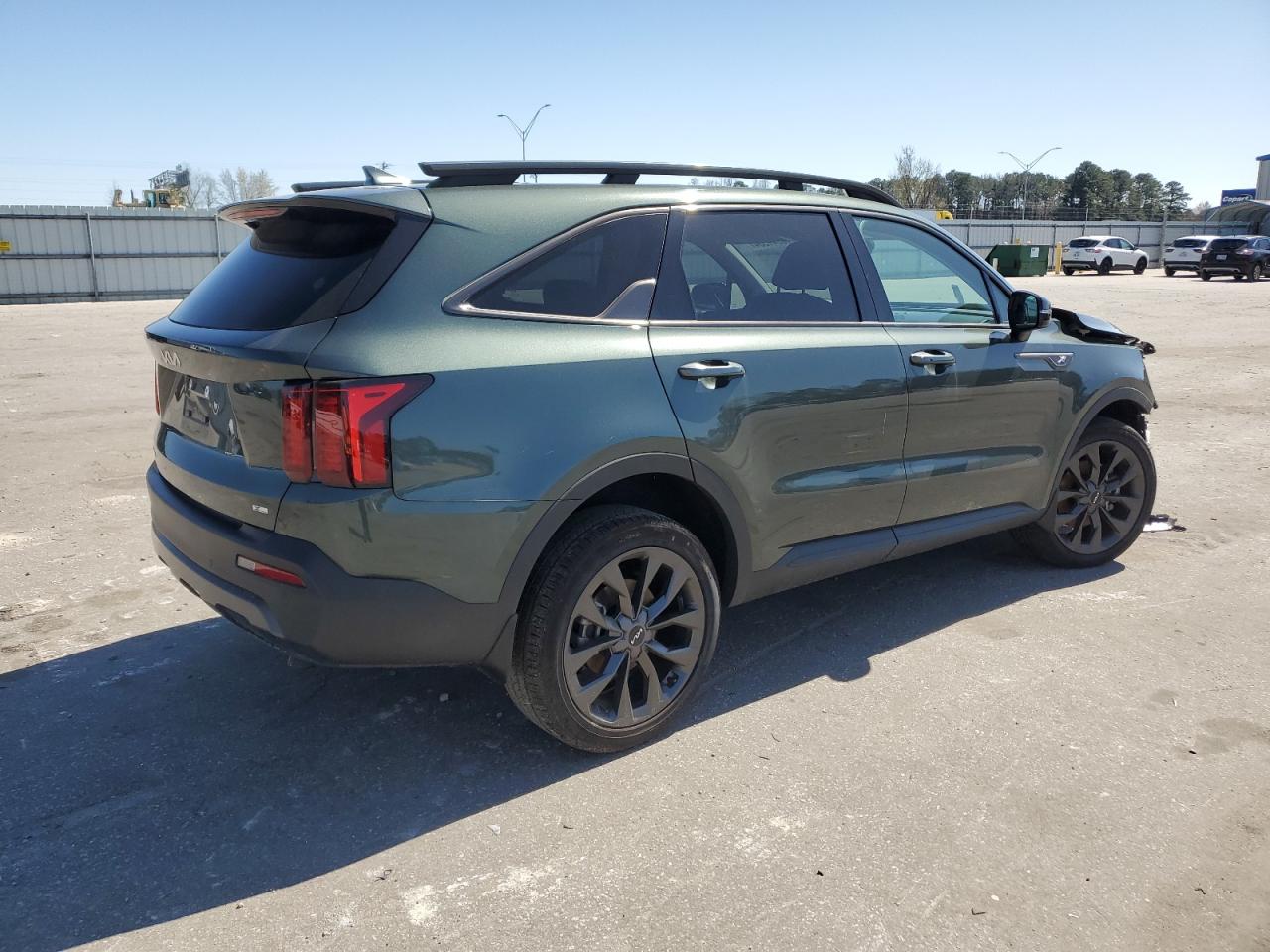 Photo 2 VIN: 5XYRHDLF1PG206570 - KIA SORENTO 