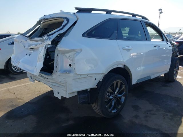 Photo 3 VIN: 5XYRHDLF2PG183820 - KIA SORENTO 