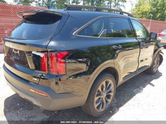 Photo 3 VIN: 5XYRHDLF6PG243548 - KIA SORENTO 