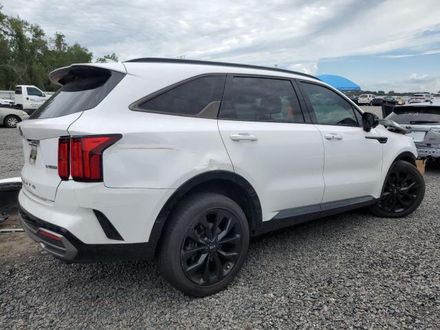 Photo 2 VIN: 5XYRK4LF3MG048245 - KIA SORENTO SX 