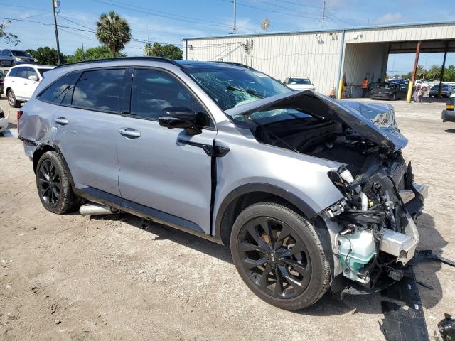 Photo 3 VIN: 5XYRK4LF7MG033375 - KIA SORENTO SX 