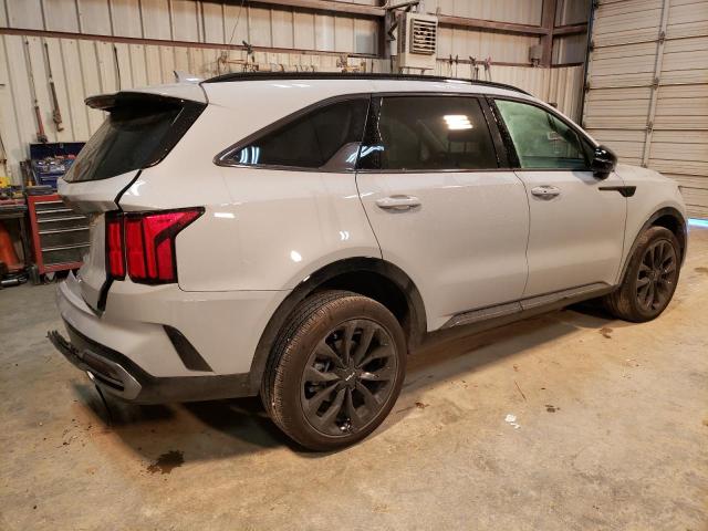 Photo 2 VIN: 5XYRKDLF1NG135594 - KIA SORENTO SX 