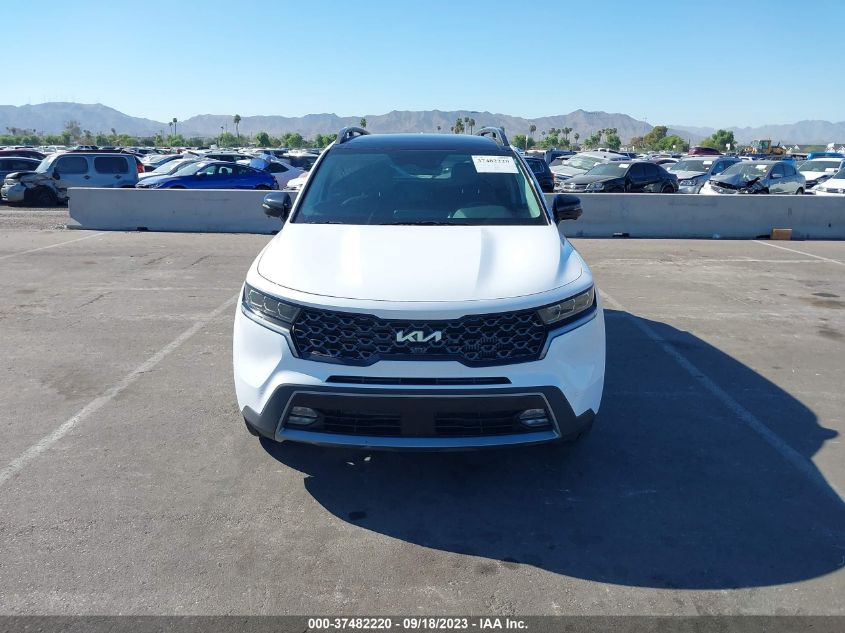 Photo 11 VIN: 5XYRKDLF1NG144960 - KIA SORENTO 