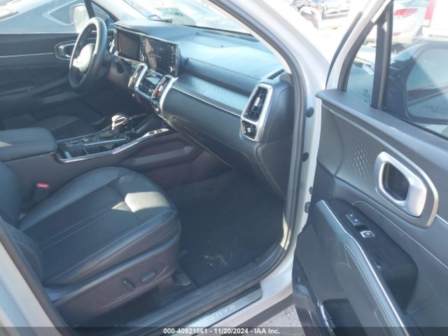 Photo 4 VIN: 5XYRKDLF1PG202861 - KIA SORENTO 