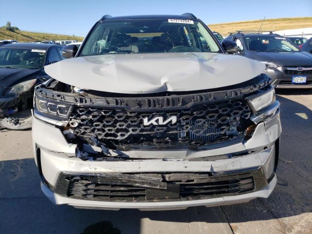 Photo 4 VIN: 5XYRKDLF3PG237420 - KIA SORENTO SX 