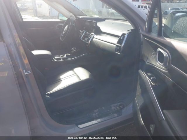 Photo 4 VIN: 5XYRKDLF4NG120166 - KIA SORENTO 