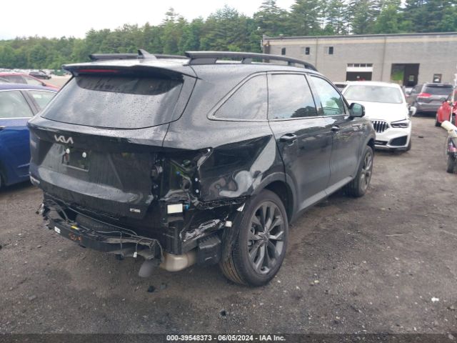 Photo 3 VIN: 5XYRKDLF4PG240942 - KIA SORENTO 