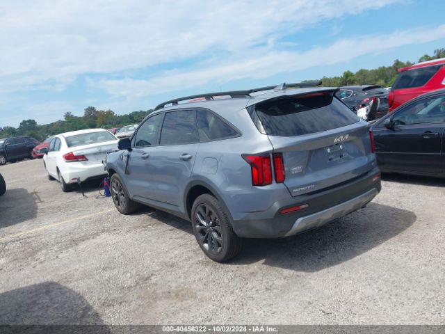 Photo 2 VIN: 5XYRKDLF4PG243632 - KIA SORENTO 