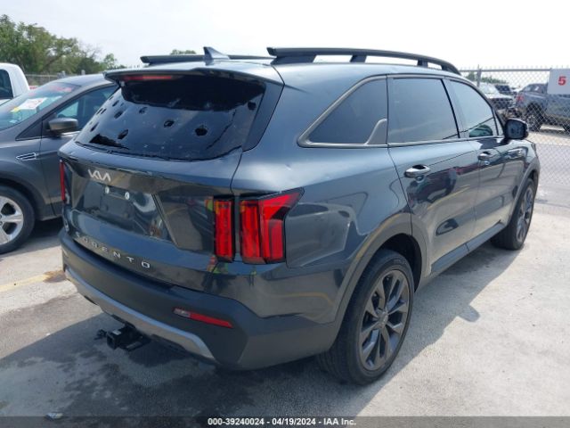 Photo 3 VIN: 5XYRKDLF6NG104972 - KIA SORENTO 