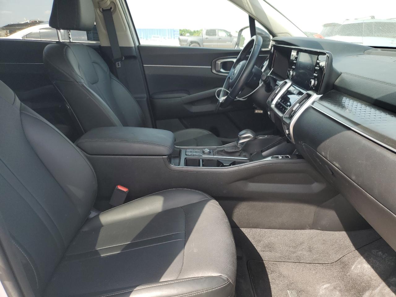 Photo 6 VIN: 5XYRL4LC0MG050599 - KIA SORENTO 