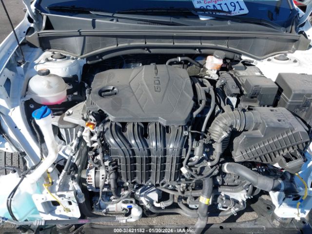 Photo 9 VIN: 5XYRL4LC8NG126152 - KIA SORENTO 