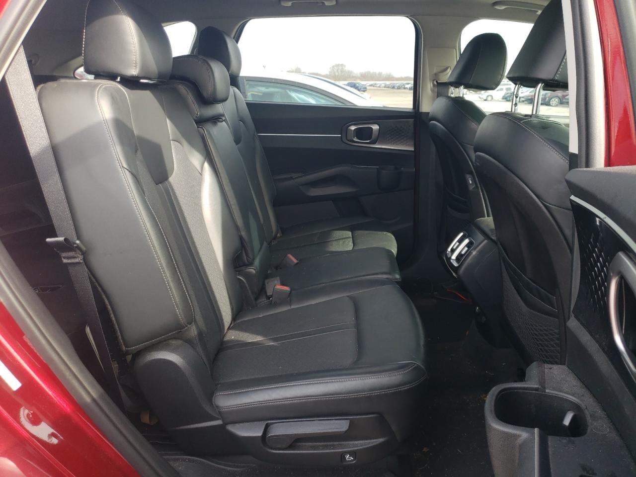 Photo 10 VIN: 5XYRLDLC5MG070265 - KIA SORENTO 