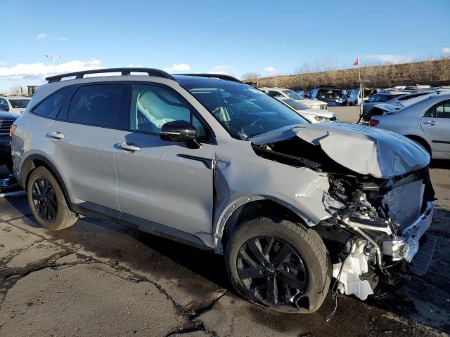 Photo 3 VIN: 5XYRLDLC6NG132449 - KIA SORENTO S 